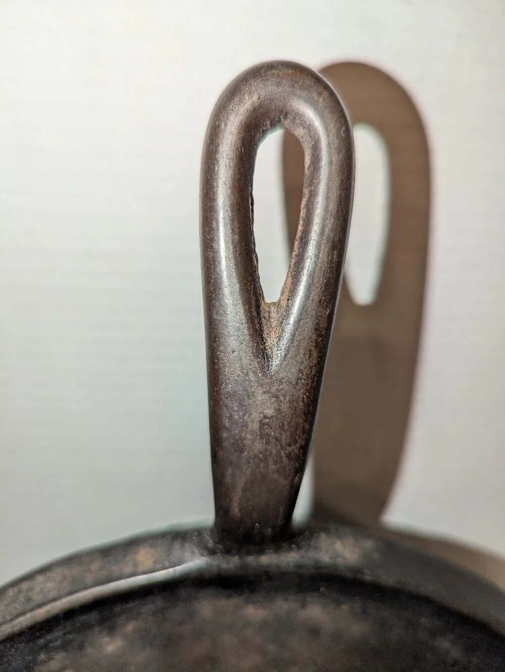 Vintage Wagner Ware Sidney -O- #9 Round Cast Iron Griddle